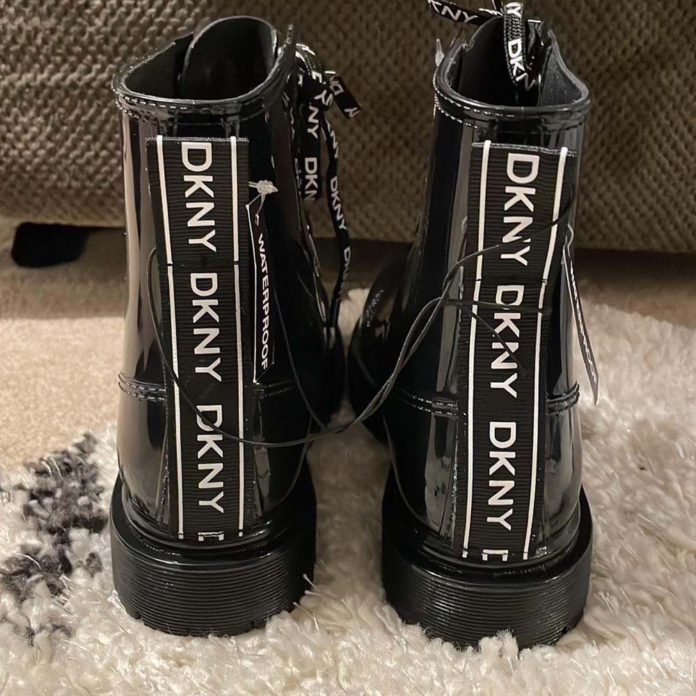 BOOTS: Combat NWOT DKNY Waterproof Boots - Picture 3 of 5